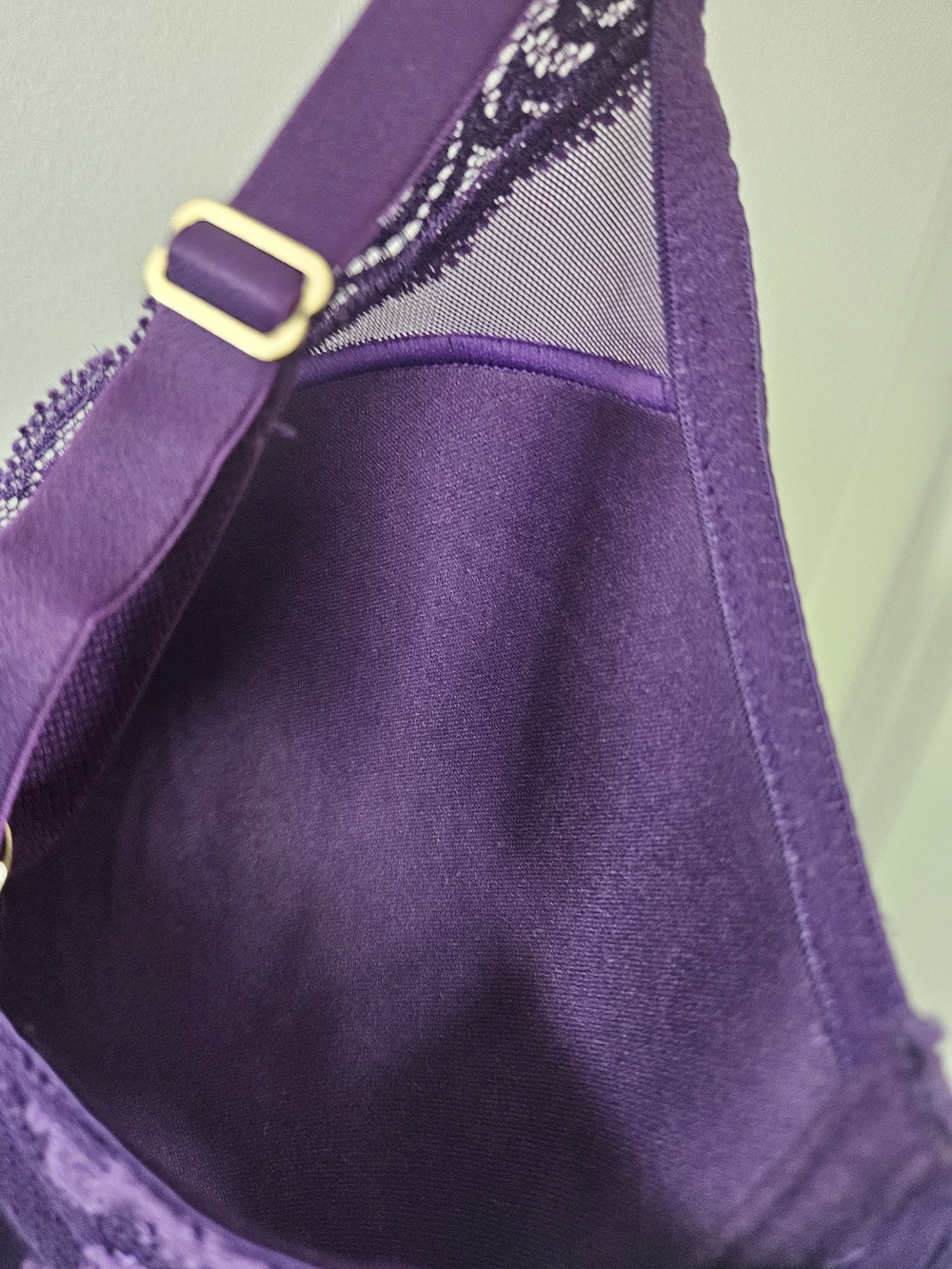 Natori Deep Purple Lace-Trim Underwire Bra - Picture 8 of 15